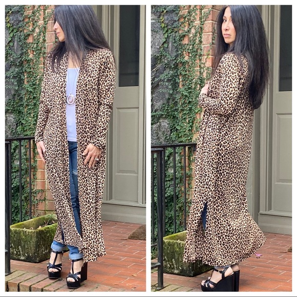 ✨LAST ONE✨Fabulous Leopard side slits long duster - Picture 6 of 8